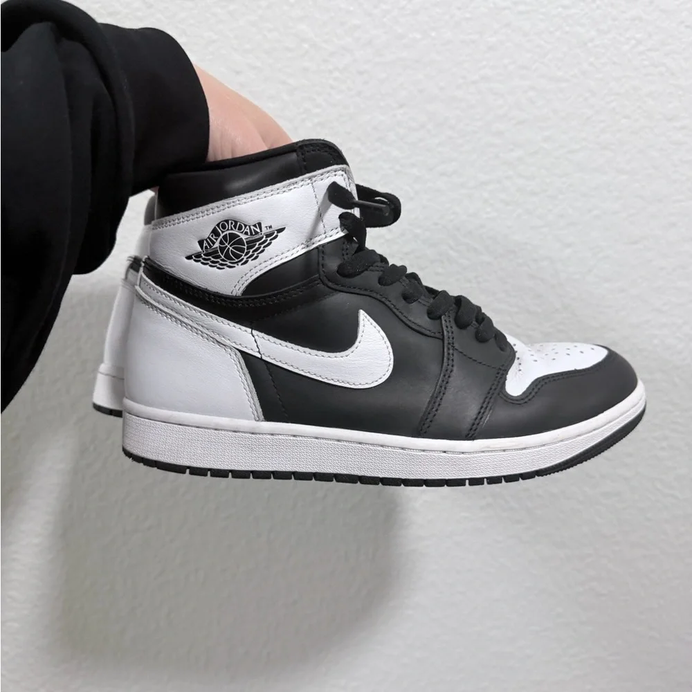 Jordan retro 1 high black and white - Picture 6 of 9